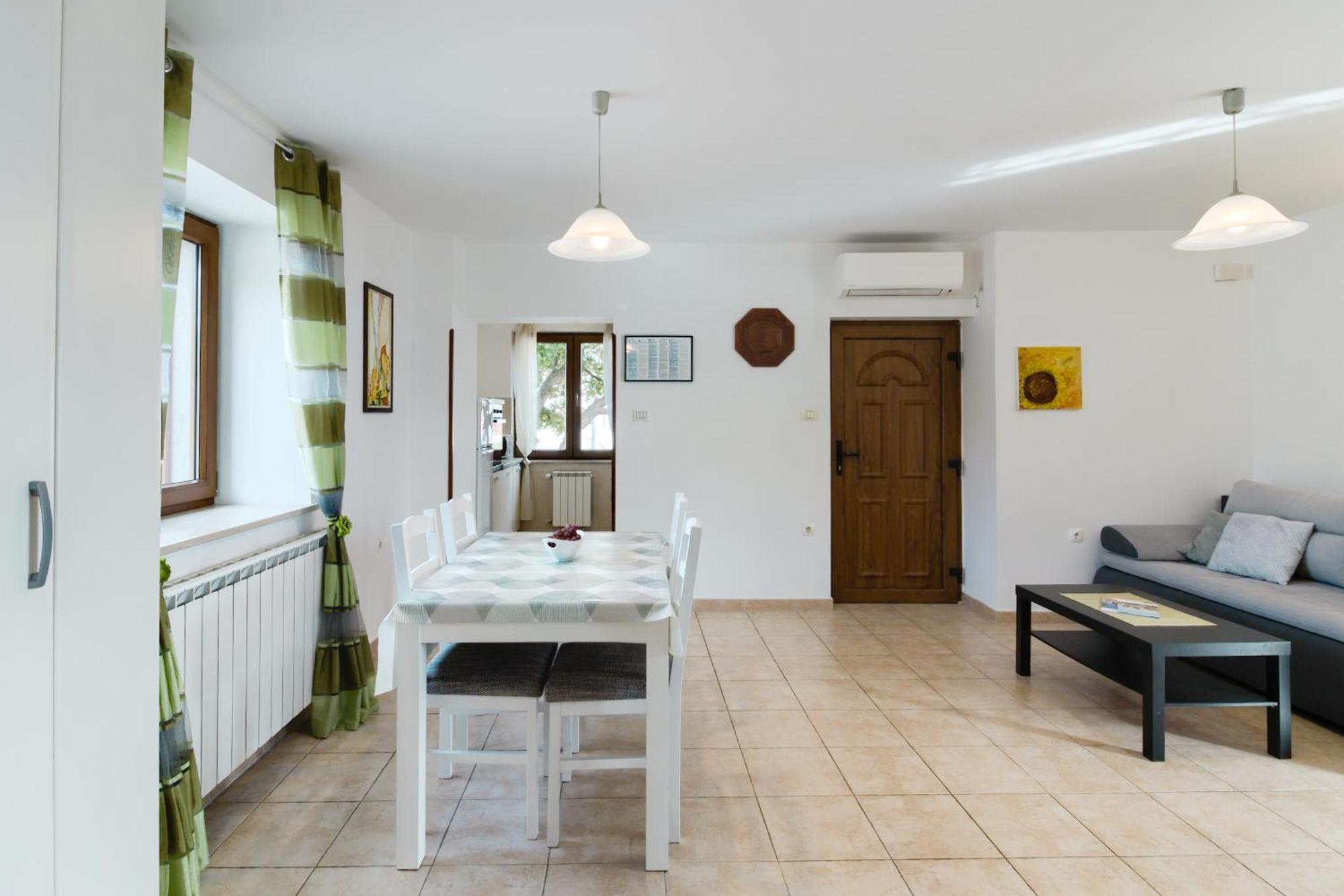Apartamento Krasa Sea View Apartmants With Pool Ližnjan