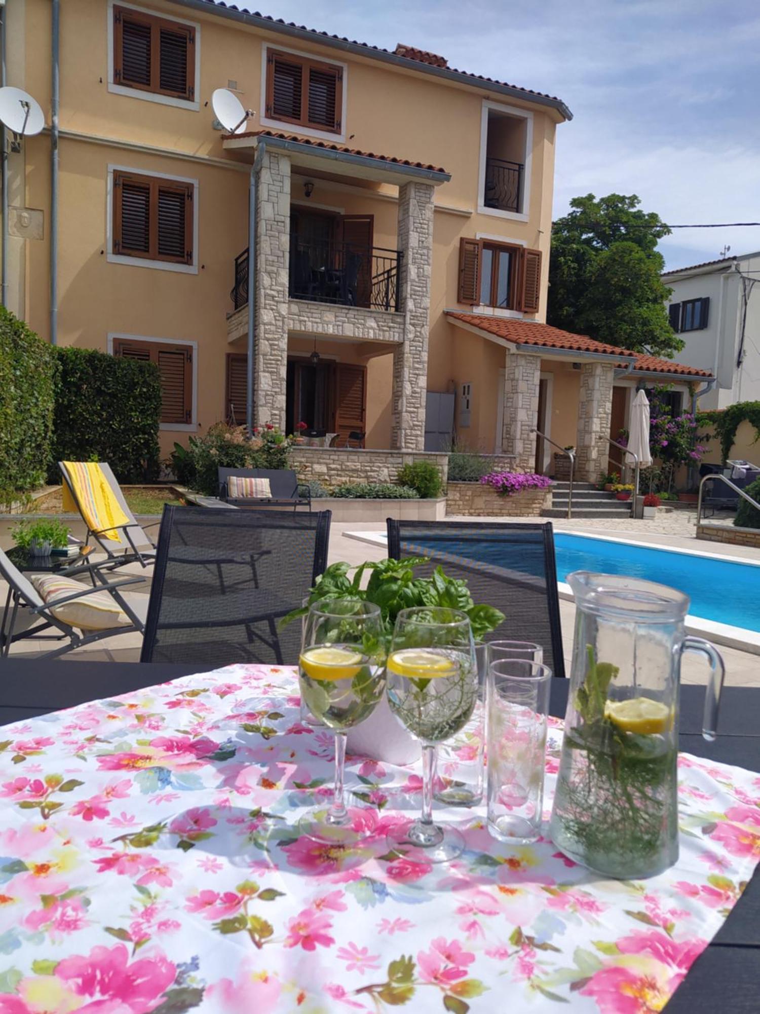 Krasa Sea View Apartmants With Pool Apartment