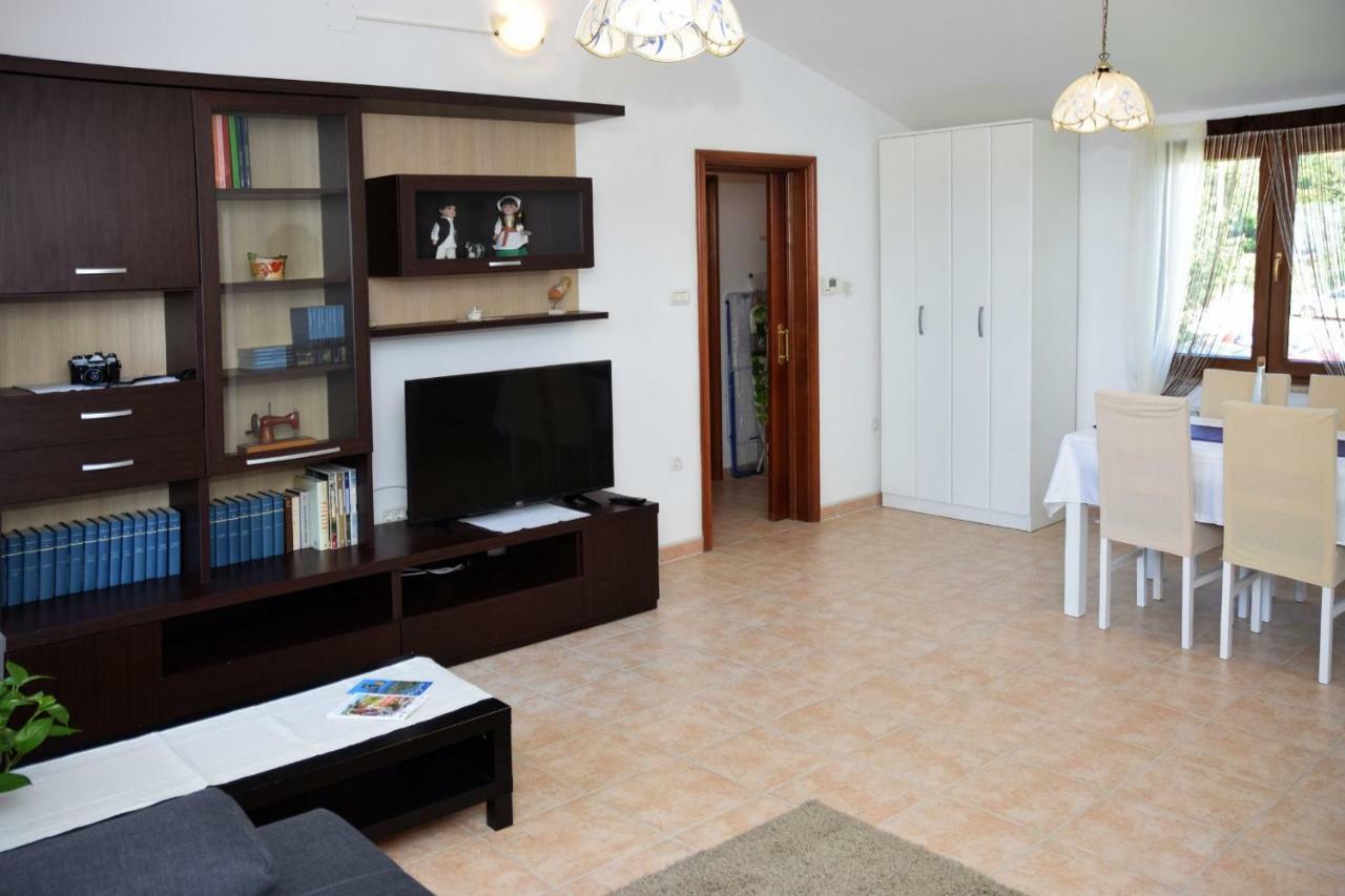 Krasa Sea View Apartmants With Pool * Ližnjan