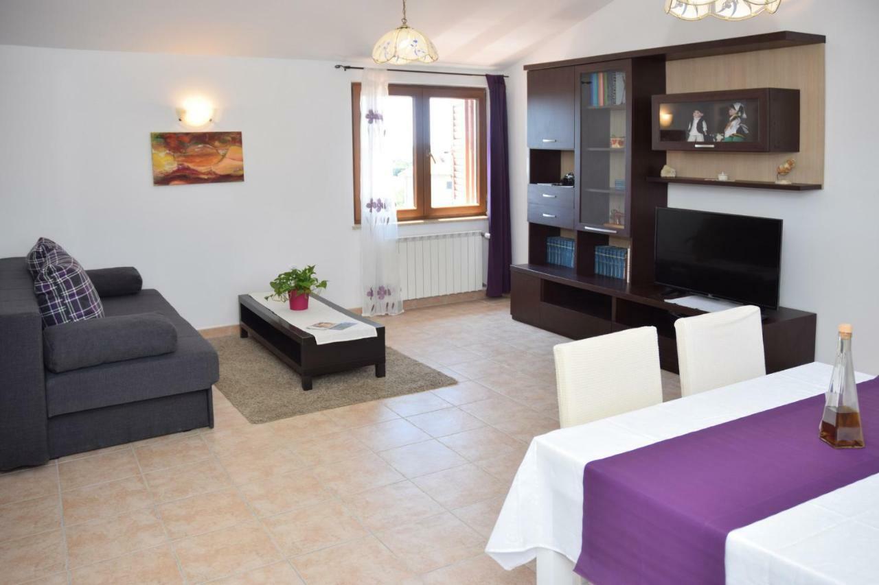 Krasa Sea View Apartmants With Pool * Ližnjan