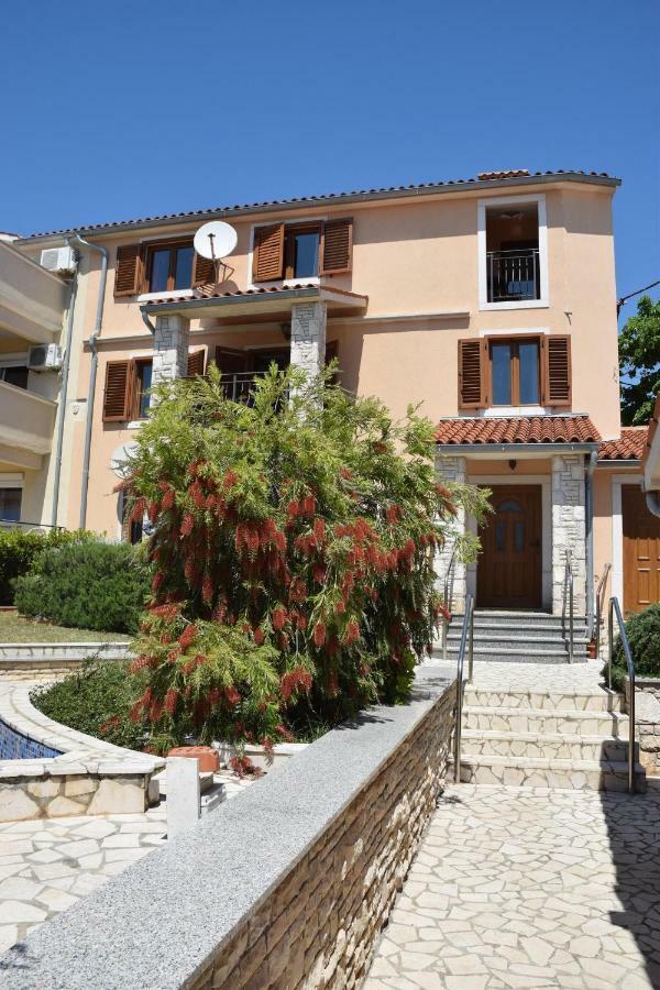 Apartment Krasa Sea View Apartmants With Pool *