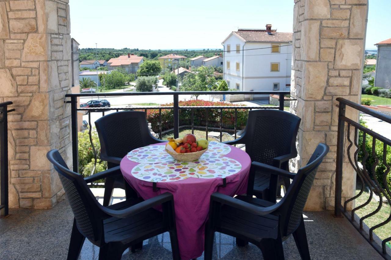 Krasa Sea View Apartmants With Pool